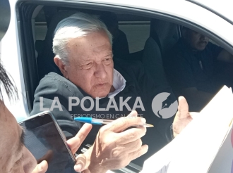 Autógrafos al Pueblo Bueno
